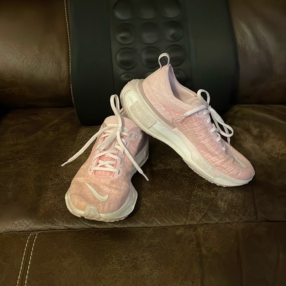 Nike Shoes - Nike Zoom X